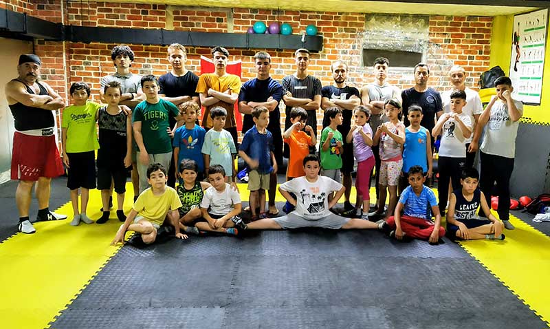 Kickboks’da yeni kuaklar takld