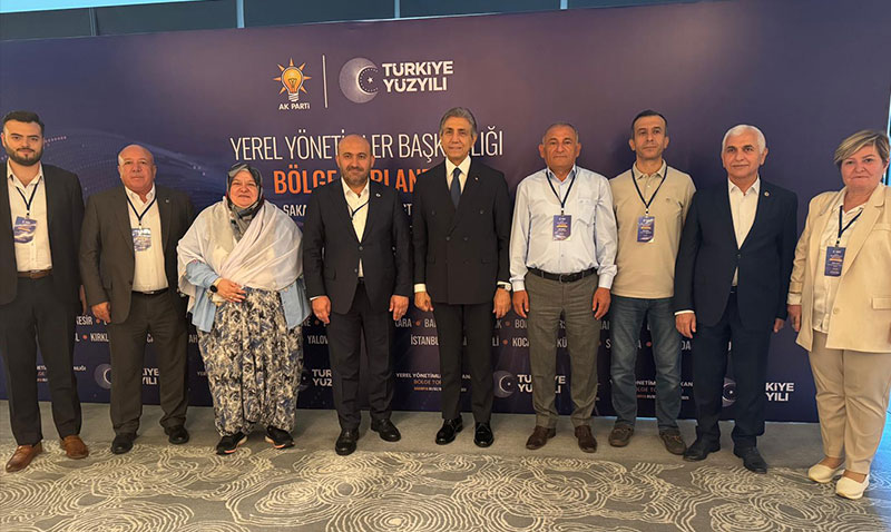 AK Parti Yerel Ynetimler Blge Toplants Sakarya’da Gerekletirildi<