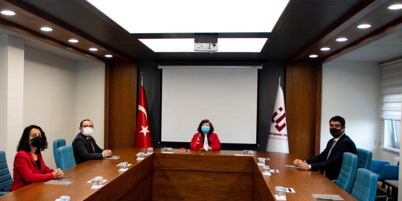 Rektör Döğeroğlu, Kosgeb İl Müdürünü Misafir Etti