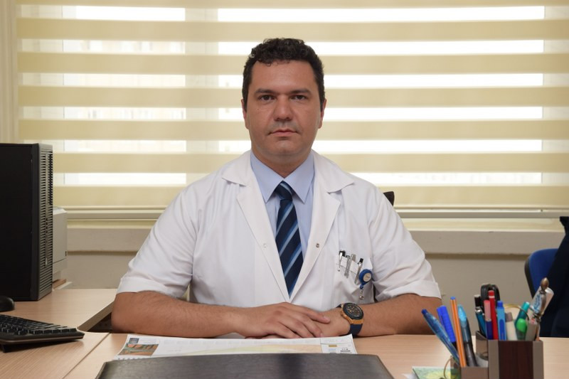 İl Sağlık Müdürü Bilge Hastaneye Kaldırıldı