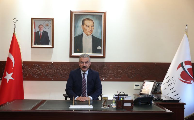 Vali Erol Ayyıldız’ın “24 Kasım Öğretmenler Günü” Mesajı