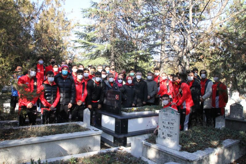 SİNAN ALAĞAÇ’I SEVGİ VE RAHMETLE ANIYORUZ