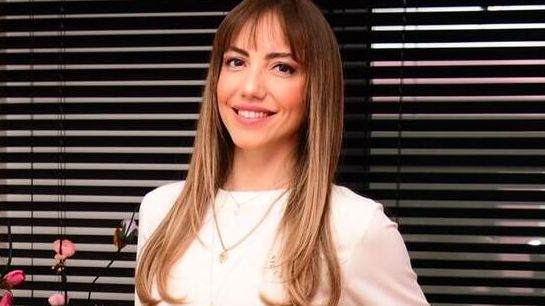Ameliyatsız yanak inceltmek mümkün mü? Agassi ile yanaklar nasıl incelir?