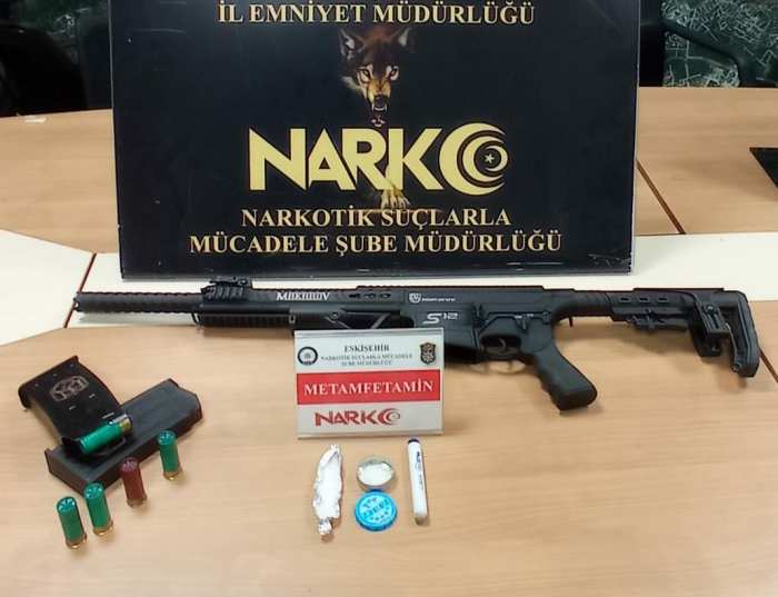 Uyuşturucu operasyonunda yakalanan 6 kişiden 4’ü tutuklandı