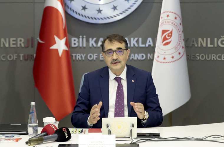 "Azerbaycan’la 11 milyar metreküplük ilave doğal gaz ticaret anlaşması yapıldı"