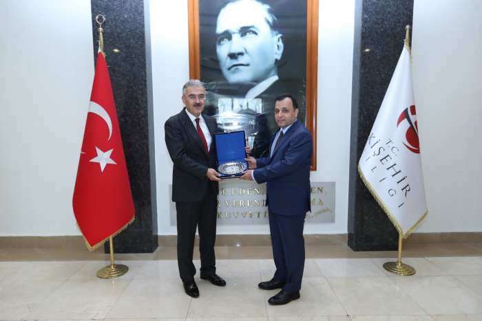Anayasa Mahkemesi Başkanı Arslan, Vali Ayyıldız’ı Ziyaret Etti