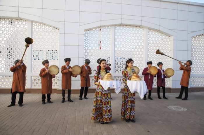 Özbekistan’da “Türk Dünyası Şairler Buluşması” Etkinliği Gerçekleştirildi