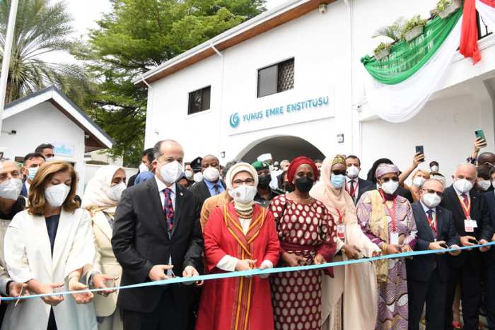 Nijerya’da Abuja Yunus Emre Kültür Merkezi açıldı