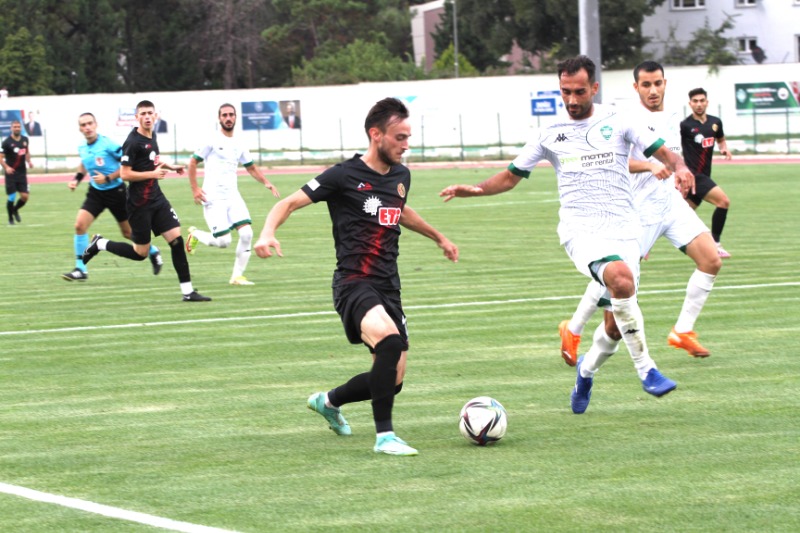 2.ligde tüm maçlar Cumartesi günü oynanacak.