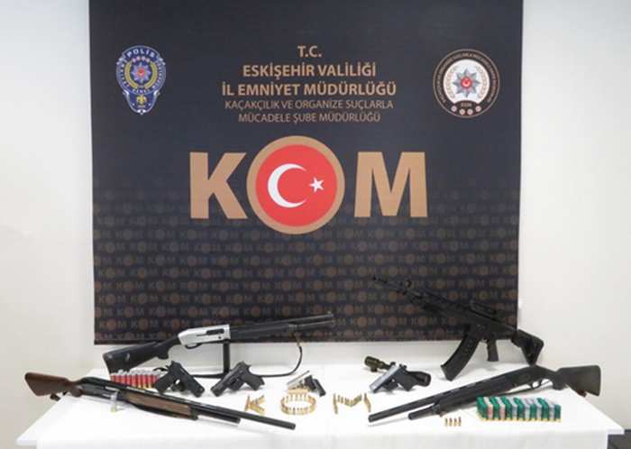 Silah Kaçakcılığı Operasyonu 6 Gözaltı