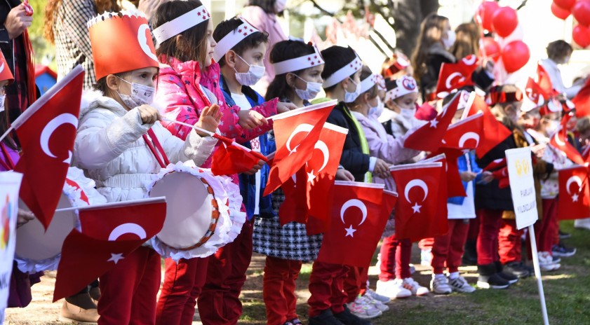 Anadolu Üniversitesi Kreş ve Gündüz Bakımevi’nde 29 Ekim Cumhuriyet Bayramı coşkusu