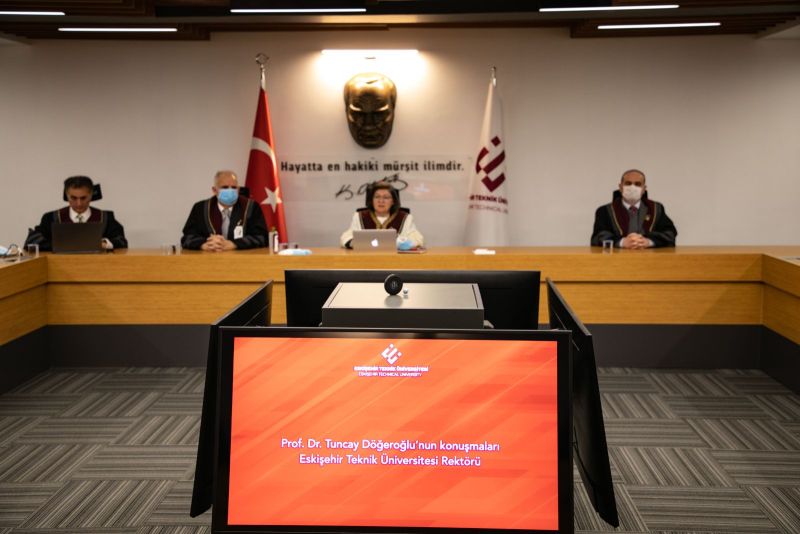 ESTÜ 2019 YILI BİLİM, TEKNOLOJİ, SANAT VE TASARIM ÖDÜLLERİ TAKDİM TÖRENİ GERÇEKLEŞTİRİLDİ