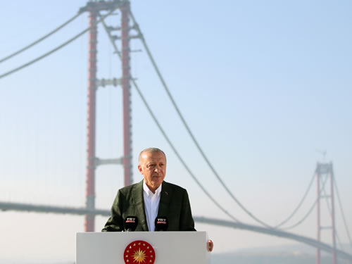 1915 Çanakkale Köprüsü büyük ve güçlü Türkiye hedefimize bir adım daha yaklaştığımızın ispatıdır