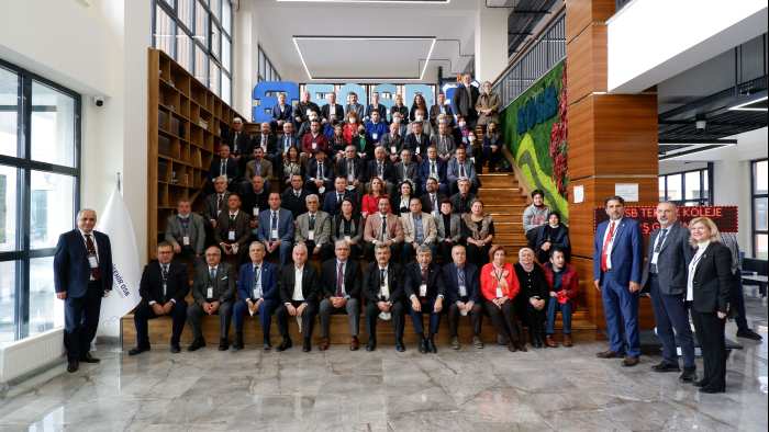 Özel EOSB Mesleki Ve Teknik Anadolu Lisesi Meslek Odaları ve STK Başkanlarına tanıtıldı