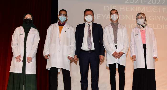 ESOGÜ’lü Genç Diş Hekimi Adayları Beyaz Önlüklerini Giydi