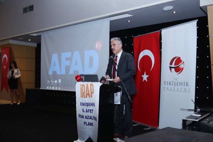 İl Afet Risk Azaltma Planı Tanıtım Toplantısı, Vali Ayyıldız’ın Katılımıyla Gerçekleştirildi