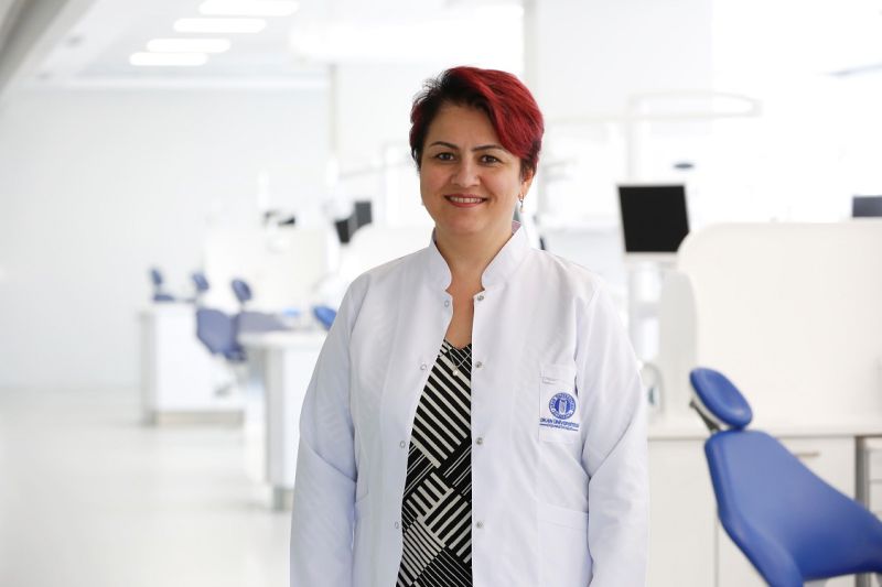 “Dişlerim Sağlıklı, Ama Gülüşüm Hiç Güzel Değil” Diyorsanız, Ortodontik Tedaviye İhtiyacınız Olabilir!