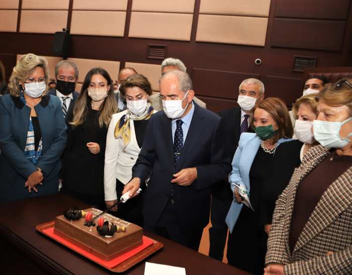Büyükerşen 85 Yaşına Girdi! Kent Konseyi Yalnız Bırakmadı