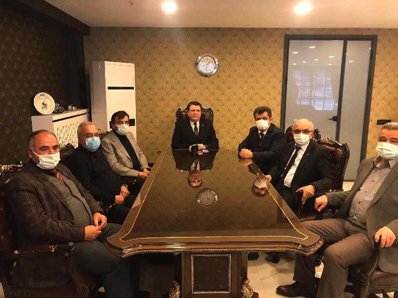 Suat Er, İddilara Yanıt Verdi: Deprem hasarlı binada kalamazdık