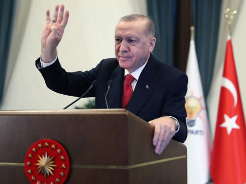 “Büyük ve güçlü Türkiye’nin inşasını sürdürüyoruz”