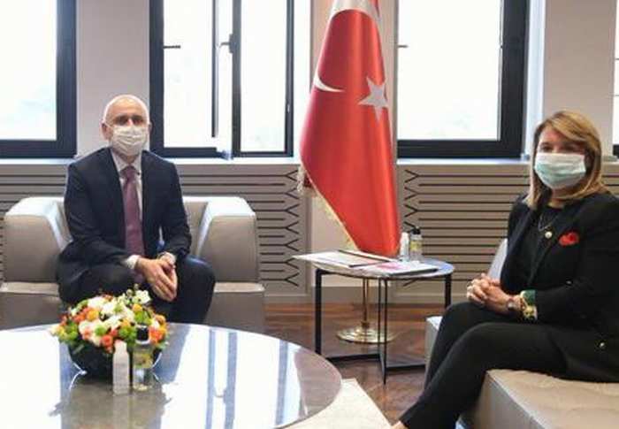 GÜNAY, İLÇE YOLLARI HAKKINDA AÇIKLAMADA BULUNDU