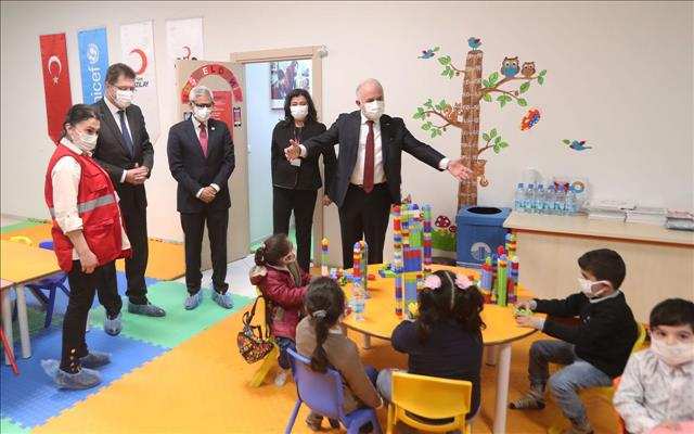 AB’den En Büyük İnsani Yardım Programına 325 Milyon Avroluk Ek Destek