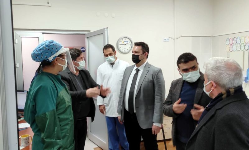 Sivrihisar’daki Sağlık Kuruluşlarını Ziyaret Ederek İnceleme ve Değerlendirmelerde Bulundu
