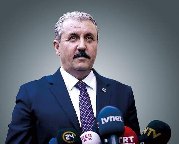 Destici:"Seçilmişlere istikamet tayin etme hadsizliği çukuruna kimse düşmemelidir."