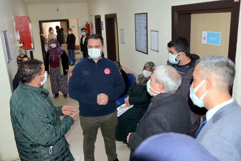 Seyitgazi’deki Sağlık Kuruluşlarını Ziyaret Ederek İnceleme ve Değerlendirmelerde Bulundu