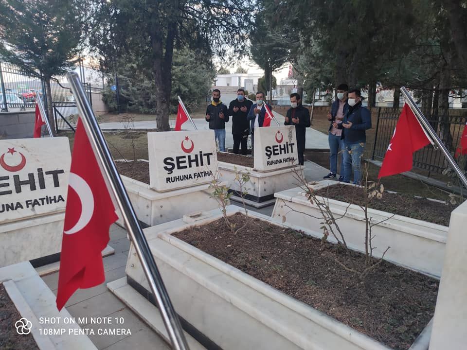 ESKİŞEHİR ÜLKÜ OCAKLARINDAN ŞEHİTLİĞE ZİYARET