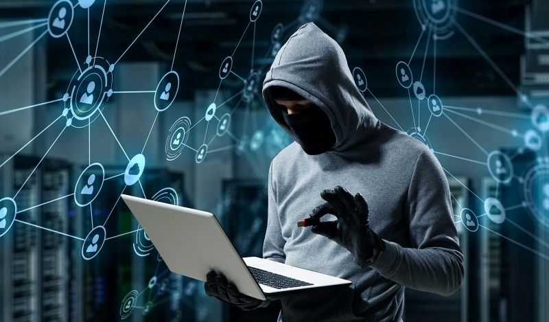 SEVGİLİLER GÜNÜ’NDE EN KÖTÜ HEDİYE HACKERLERDEN GELİYOR