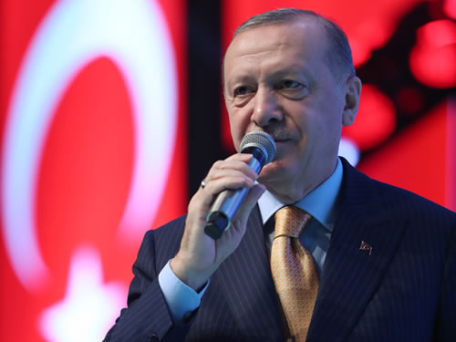 Terörün başını ezene, bu ülkede terör sorununu kökten çözene kadar mücadelemizi kararlılıkla sürdüreceğiz