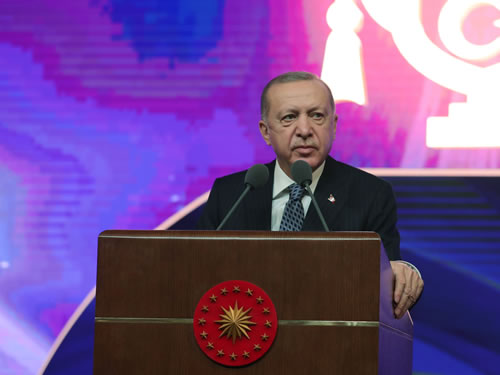Türkiye, bizim dönemimizde diğer alanlarla birlikte spor altyapısında da çağ atlamıştır