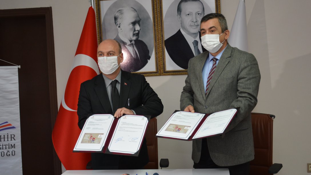 Milli Eğitimle Kızılay Arasında İşbirliği Protokolü İmzalandı
