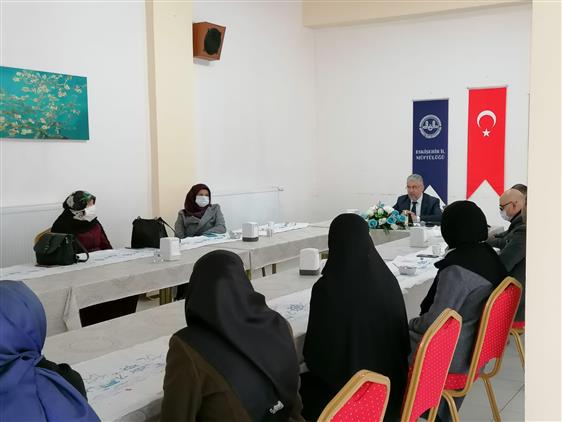 HAFIZLIK KIZ KURAN KURSU ÖĞRETİCİLERİ İLE TOPLANTI GERÇEKLEŞTİRİLDİ
