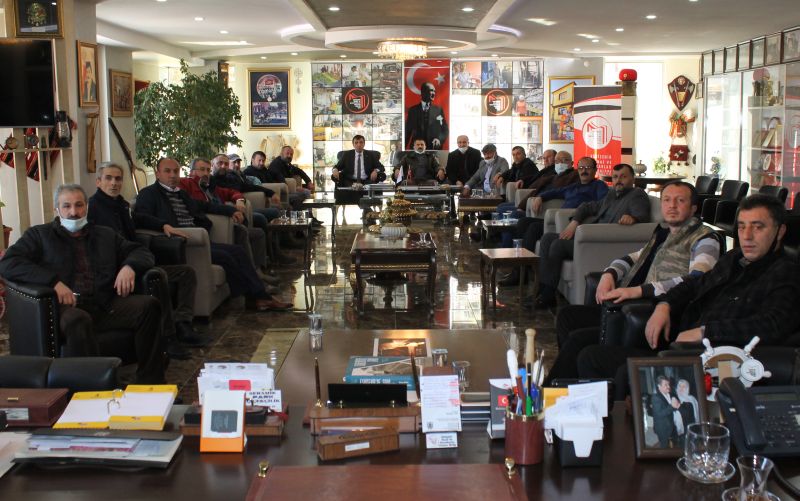 Başkanlardan Odunpazarı Belediyesine Pazar Yeri TEPKİSİ