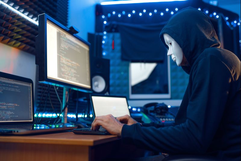GİŞE FİLMLERİNİ KISKANDIRACAK SENARYOLARLA İNSANLARI HACKLİYORLAR