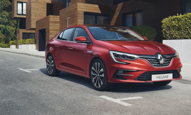 Yeni Renault Megane Sedan şık tasarımıyla prestiji daha ileriye taşıyor