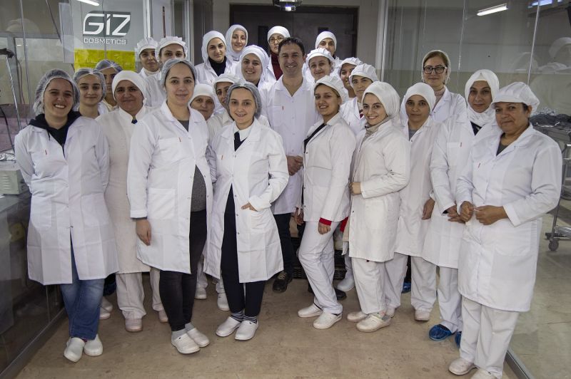 “KADIN ÇALIŞANLAR İŞLETMELERİN BÜYÜMESİNE KATKI SAĞLIYOR”