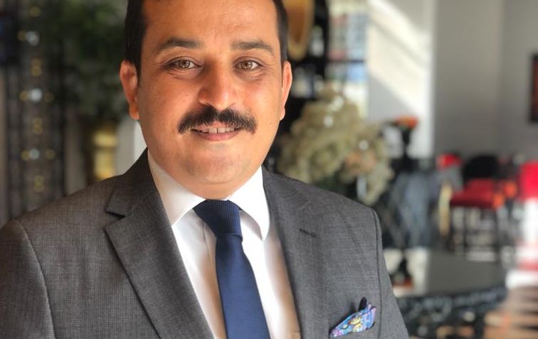 Eczaneler, doktorlar, diş hekimleri ve optikler için son 1 ay