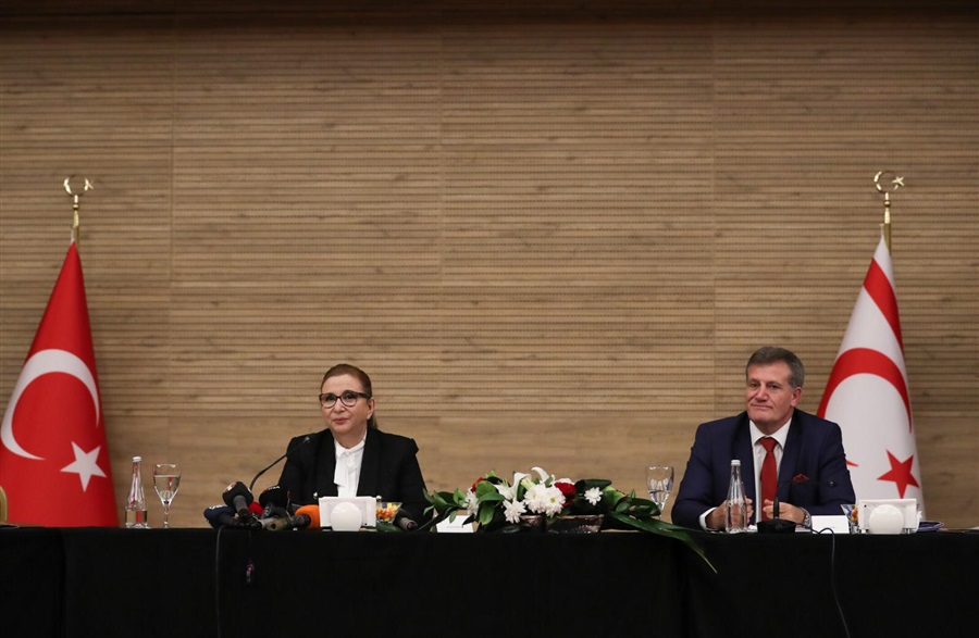 Ticaret Bakanı Pekcan, KKTC’de iş insanlarıyla bir araya geldi