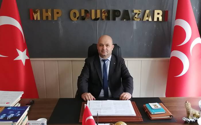 Kazım Kurt "Kadına Şiddette Üç Maymunu Oynuyor"