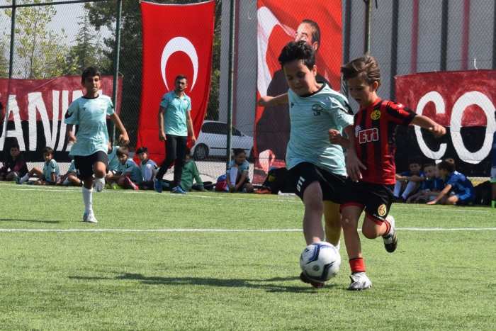 ESKİŞEHİRSPORUMUZDA ZAFER BAYRAMI COŞKUSU