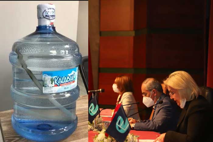 Bu Da Komploymuş!