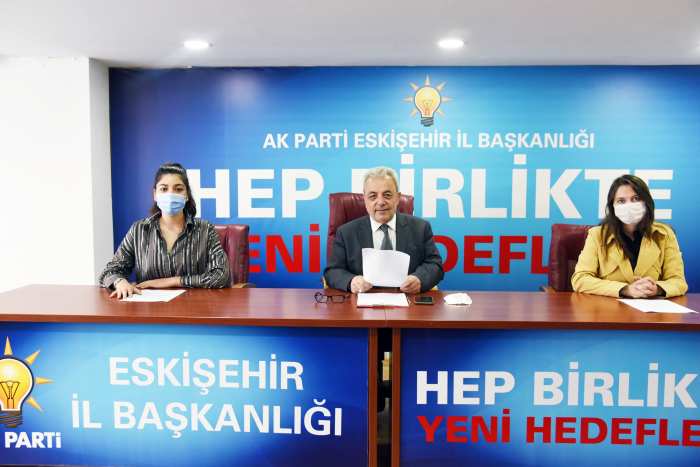 Demokrasimize ve irademize düşman olan şer odaklarını hiçbir zaman unutmayacağız