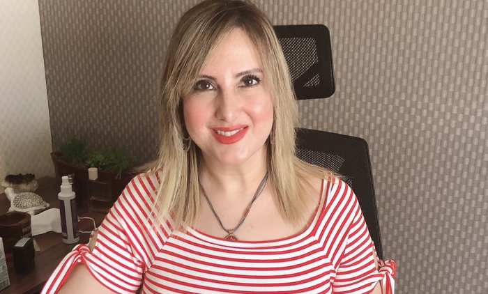 HAMİLELİKTE REFLÜ NEDEN OLUR ? BELİRTİLERİ NELERDİR ?