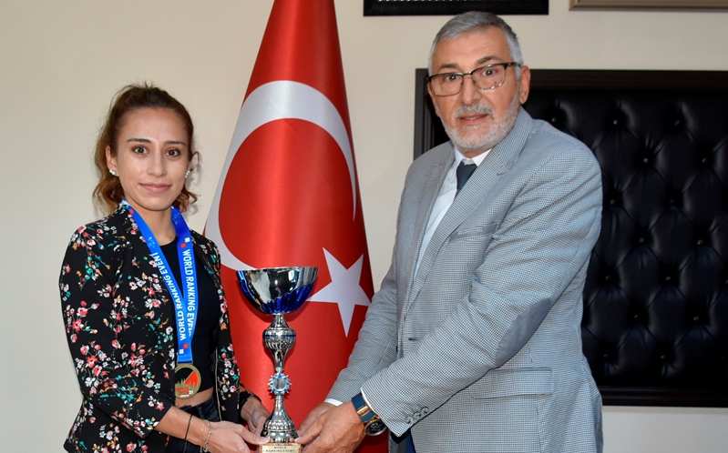 AVRUPA 1’İNCİLİĞİ YİNE İNÖNÜ’DEN