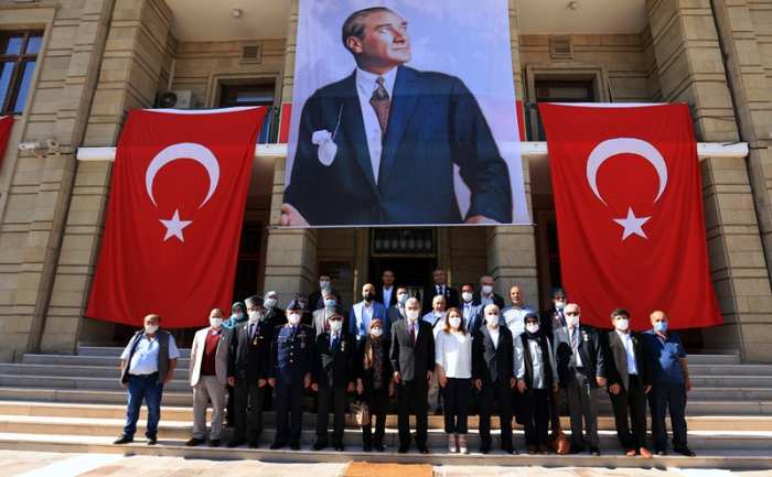 “19 Eylül Gaziler Günü” Dolayısıyla Vali Ayyıldız, Gazileri Makamında Kabul Etti