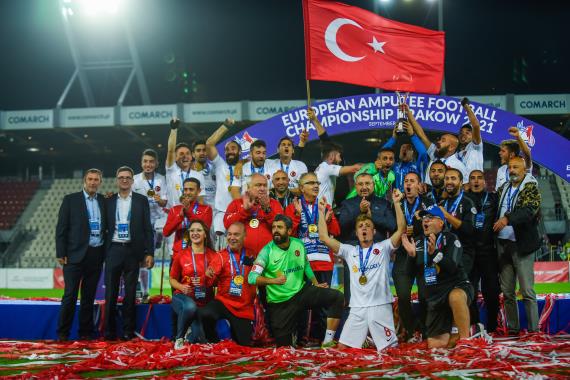 TFF’den Ampute Milli Futbol Takımı’na 1.5 milyon lira başarı ödülü