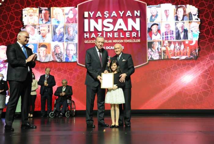 YAŞAYAN İNSAN HAZİNELERİ GELECEĞE AKTARILAN MİRASIN TEMSİLCİLERİ ÖDÜL TÖRENİ